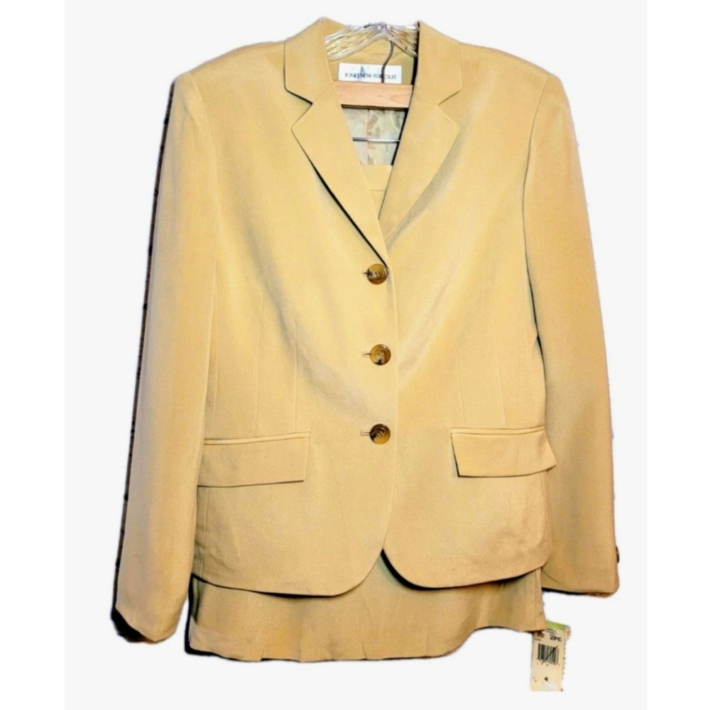 Jones New York Women 2-Piece Silk Tan Suit Size 4 Jacket Buttons Pencil Skirt